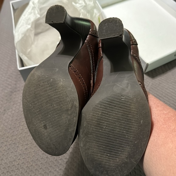 Like new in box - Picture 4 of 5